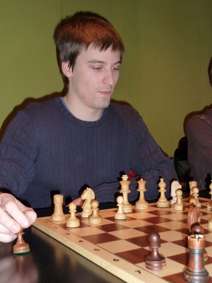 Till Heer führt bei der Kornwestheimer Schachmeisterschaft