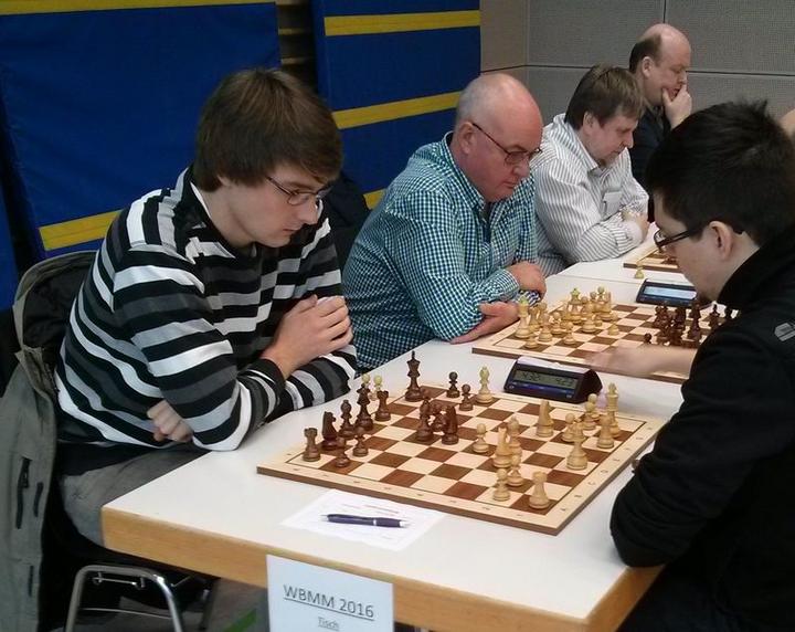 Zufrieden mit dem Ergebnis waren die Kornwestheimer Schachfreunde bei den Württembergischen Mannschaftsblitzmeisterschaften: Julian Maisch, Hans-Peter Faißt, Armin Winkler und Thomas Riedel (von links)