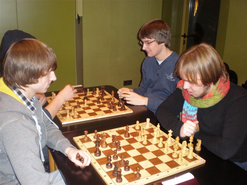 Schachabend Februar 2013 – Bild Nr. 1